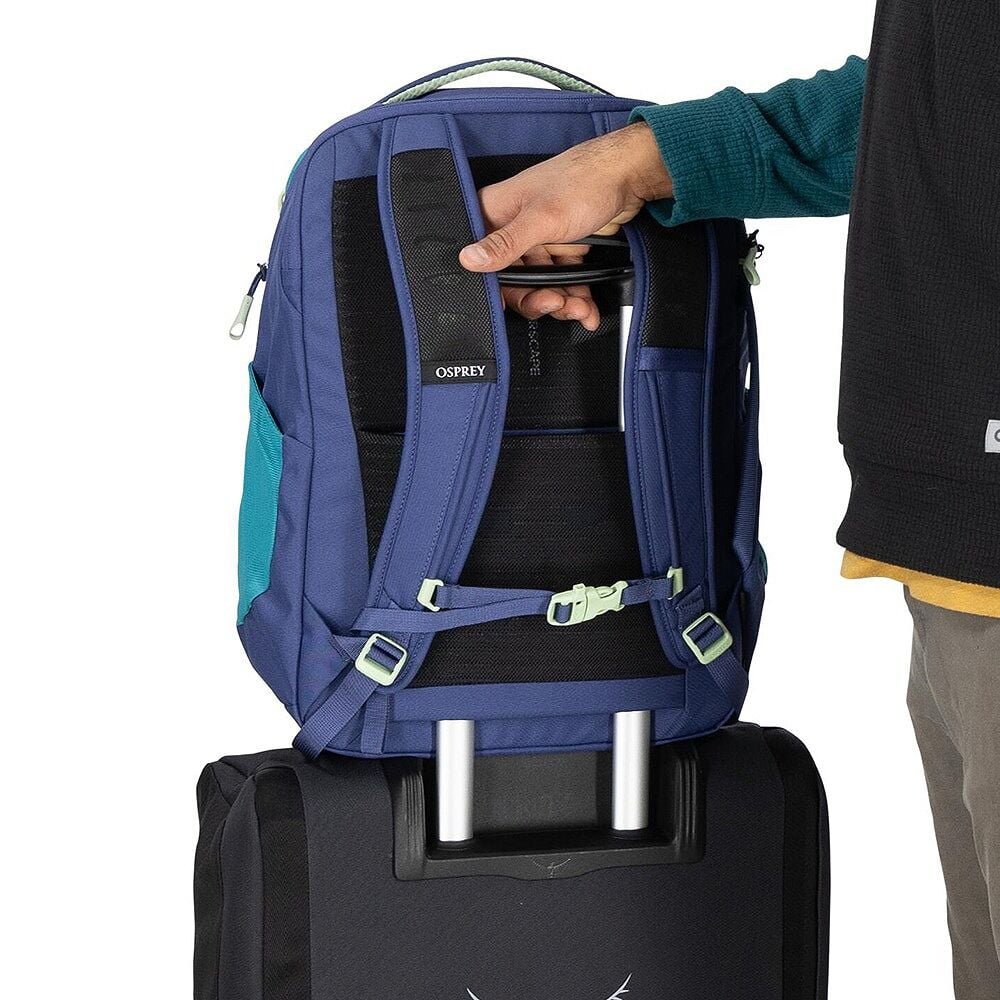 Osprey Daylite 26+6 backpack pass through sleeve